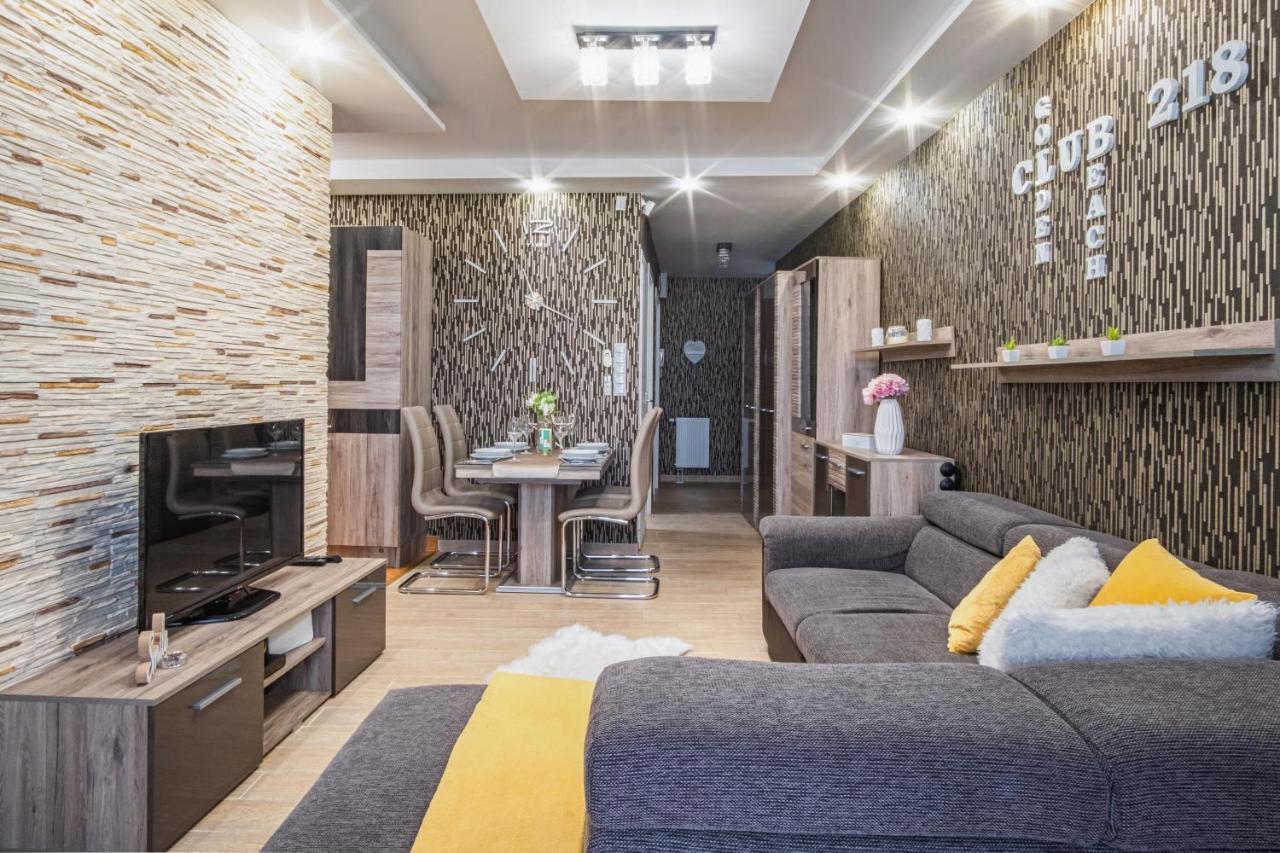 Myflat Club 218 Golden Beach Wellness Apartment Siofok Exterior photo