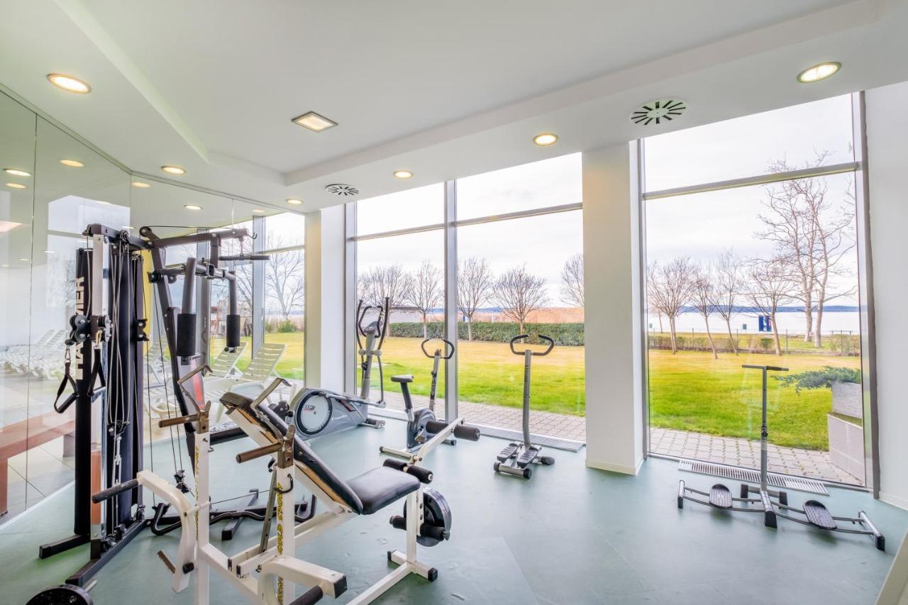 Myflat Club 218 Golden Beach Wellness Apartment Siofok Exterior photo